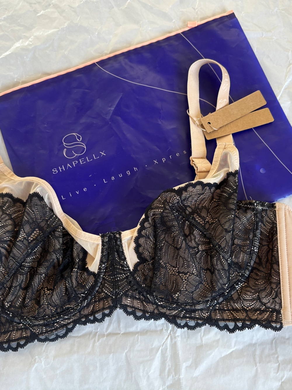 Shapellx Bare Essentials™
AirSlim® Supportive Unlined Lace Underwired Bra